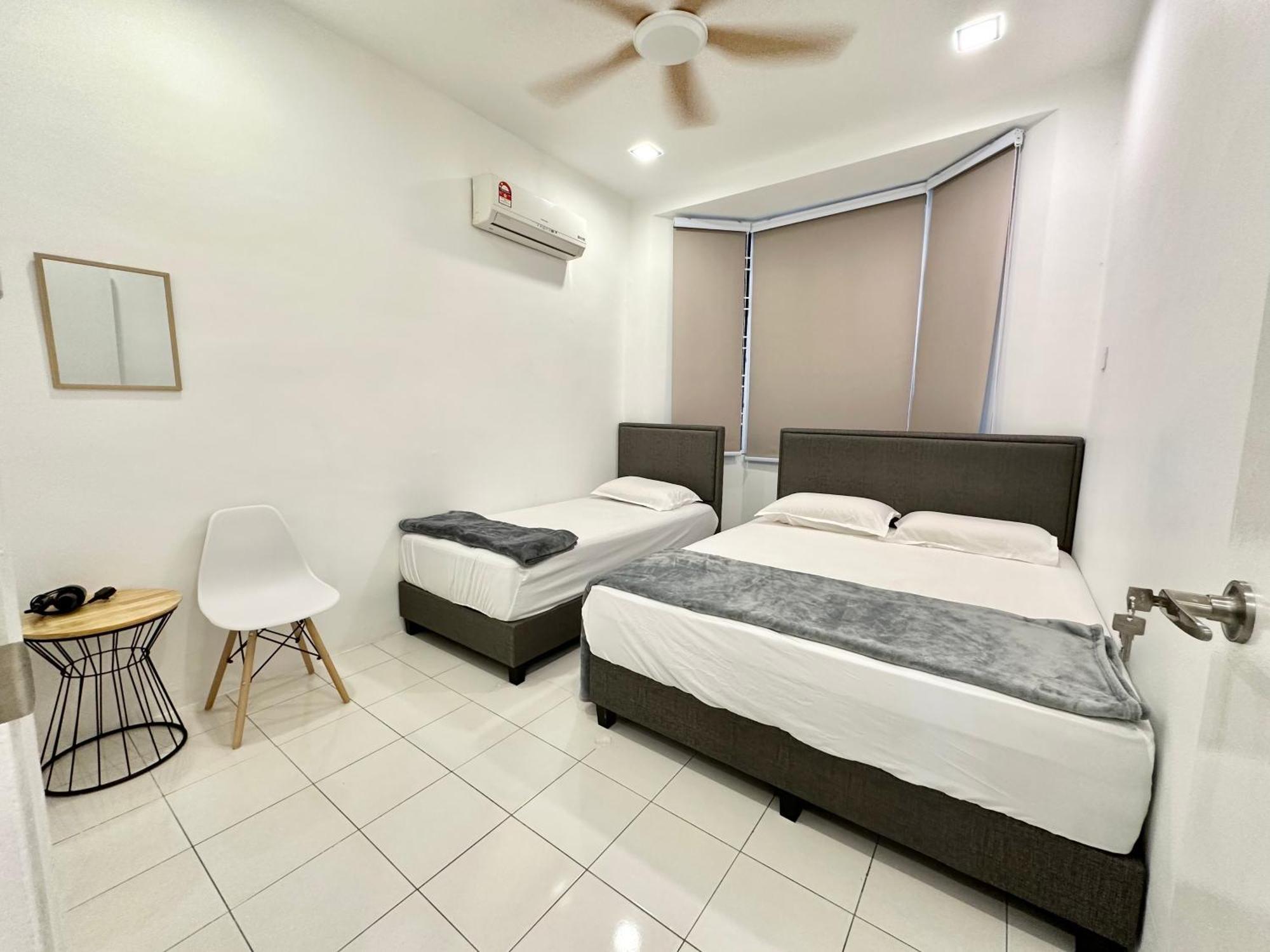 Sakura 1 Homestay Kampar Landed Exteriör bild